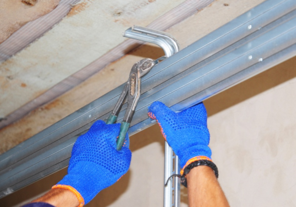 Off-Track Garage Door Alignment & Cable Repair in Key Biscayne